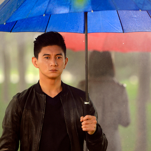 廖承宇被5个男子3p在线
